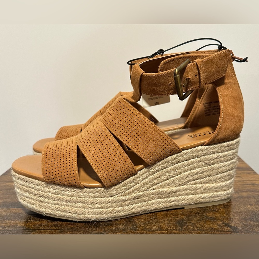 Ana Women’s Landis Honey Ginger Wedge Sandals NWT Size 9.5